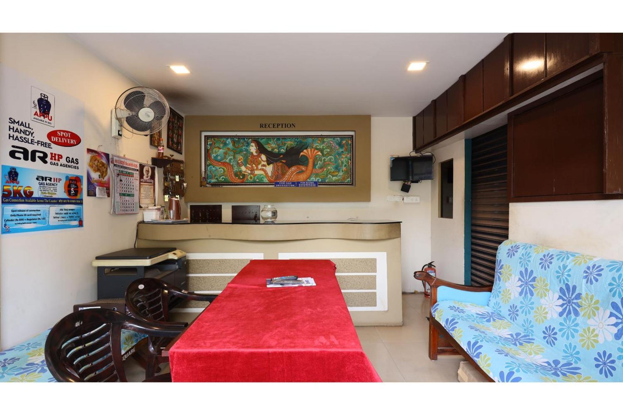 Hotel Collection O Ar Square Thrissur Exterior foto